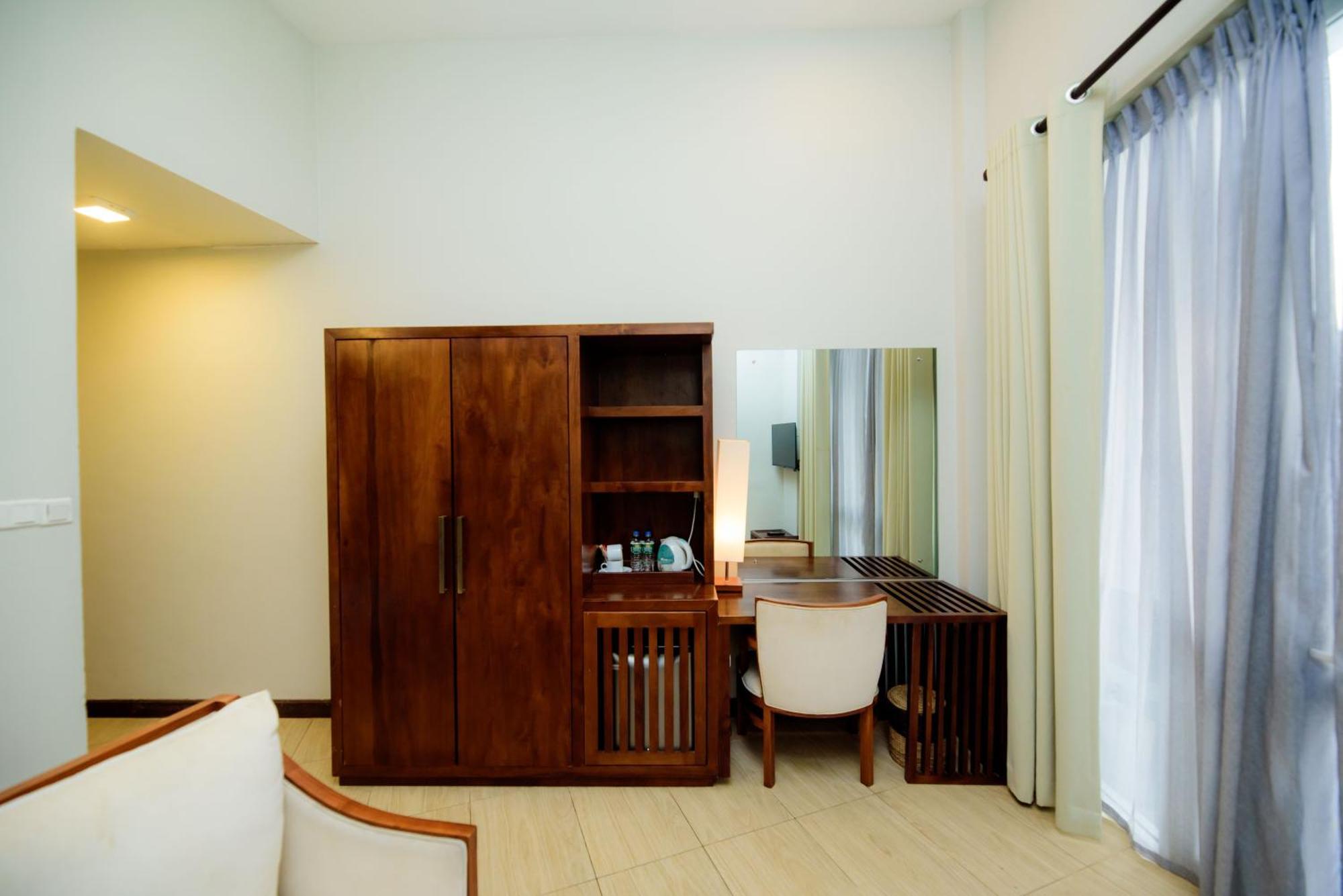 Hotel Refresh Blue ฮิกคาดูวา ภายนอก รูปภาพ